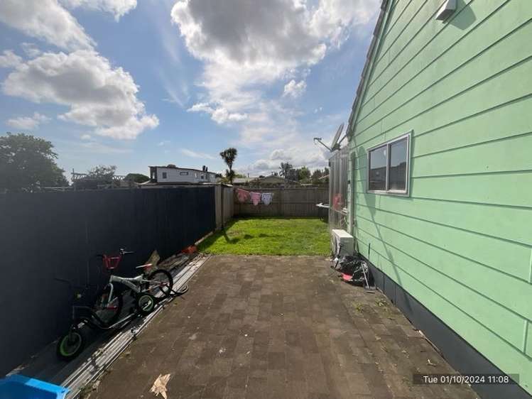 3/92 Kenderdine Rd 10695_8