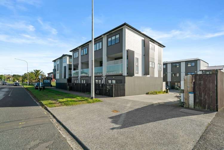 19/717 Sandringham Road_0