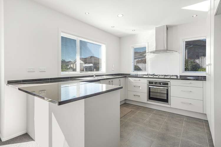 37 Ihimaera Terrace Leamington_3