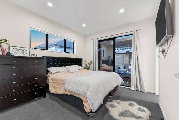 8 Holcroft Street Papakura_10