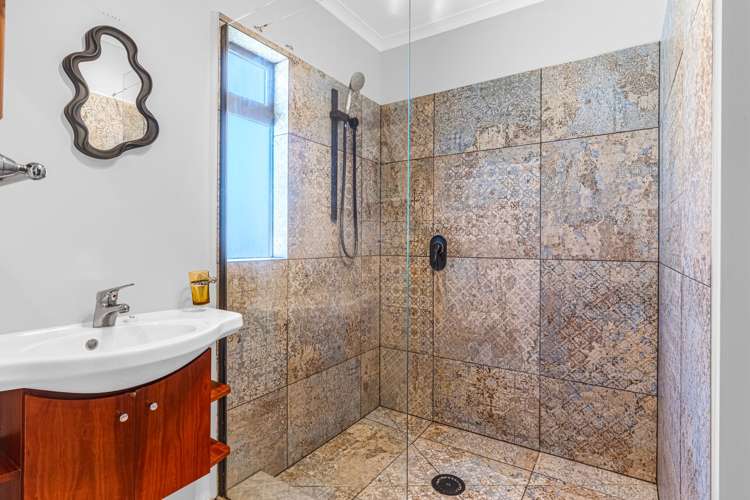 11 Olympus Way Richmond_14