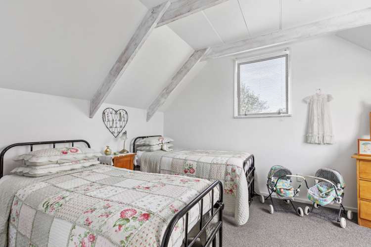 6 Portland Street Welcome Bay_8