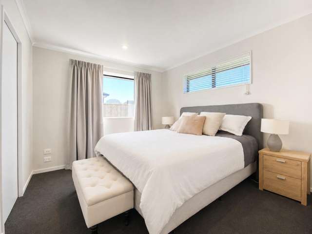 16 Higgins Street 11362_4