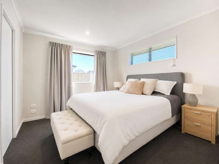 16 Higgins Street 11362_4
