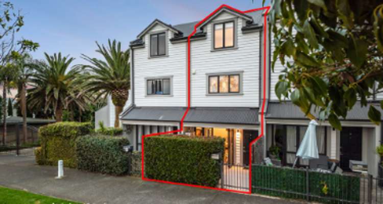 2/386 Richmond Road_0