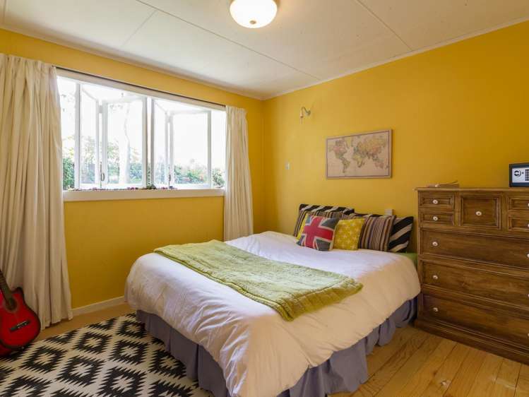 2464 Tarras-Cromwell Road Westland Surrounds_16