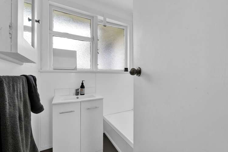 3 Sutton Place Hawera_11