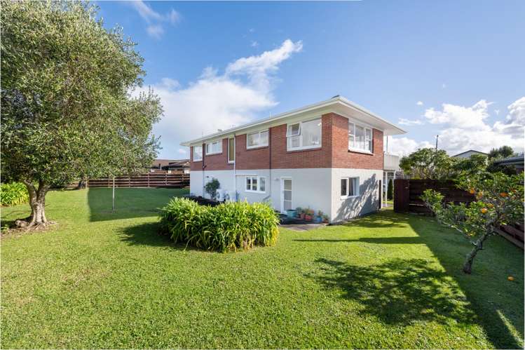 8 Fielding Crescent Farm Cove_20