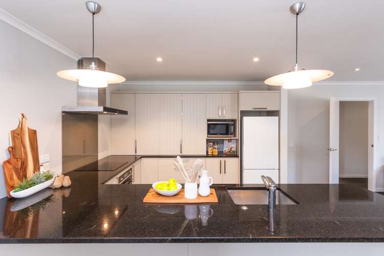 322a College Street West End_11