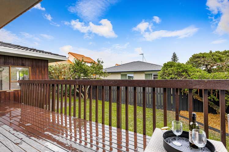 1/2 Kokiri Street, Te Atatu South_4