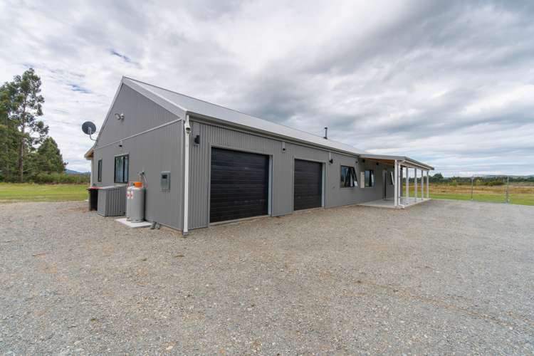 347 Hillside Manapouri Road Manapouri_15