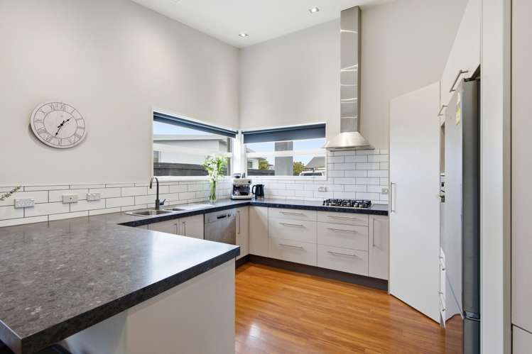 9 Wildhawk Place_5