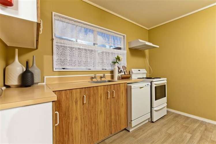 35 Taioma Crescent Te Atatu Peninsula_6