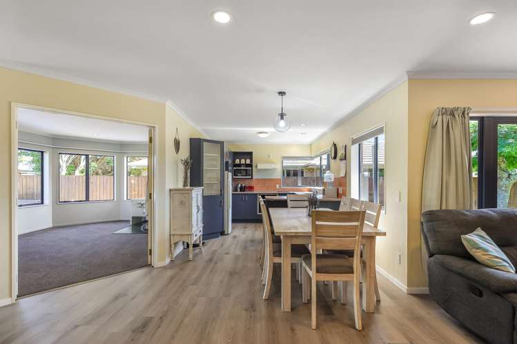 34 Cairns Crescent Rototuna_10