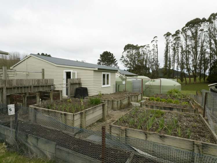 548 Tukairangi Road Kinloch_5