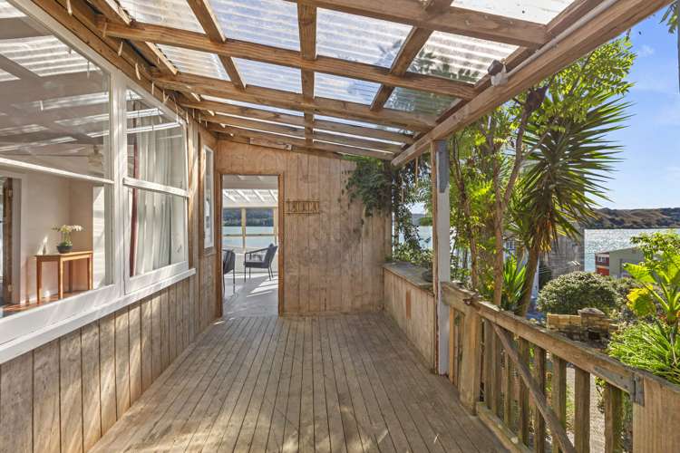 77 Wallis Street Raglan_26