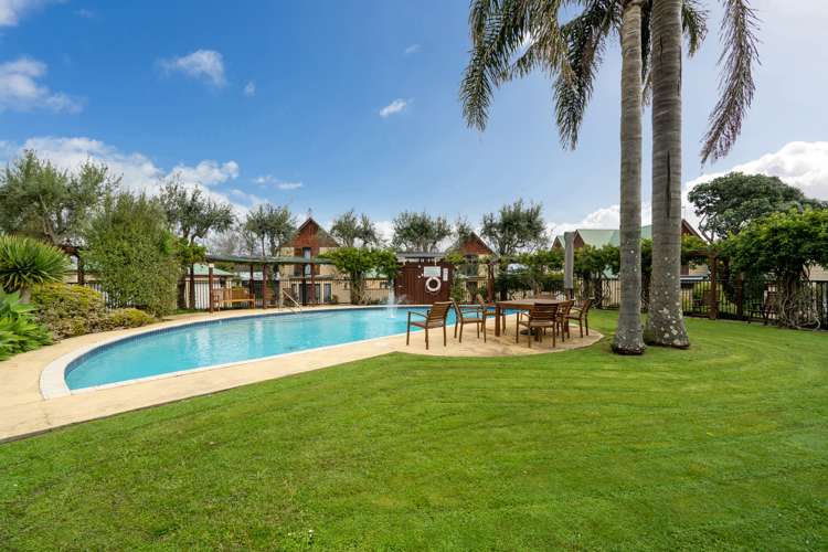 3/52 Taharoto Road Takapuna_11