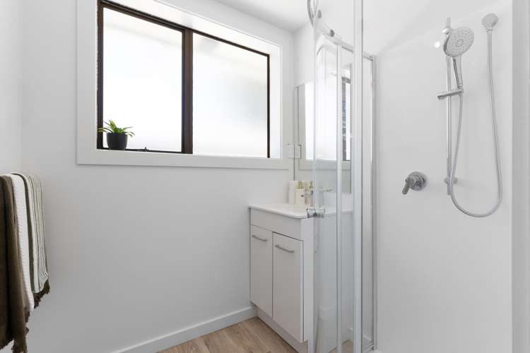 14 De Havilland Street Hornby_10