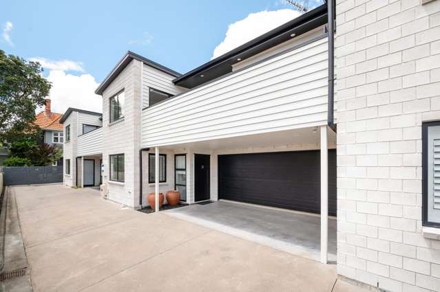 Executive City Living With Style