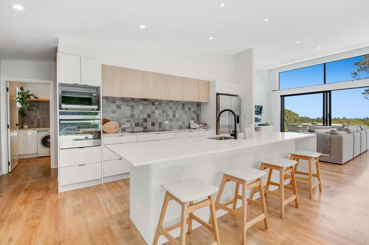 167 Motutara Road Muriwai_5