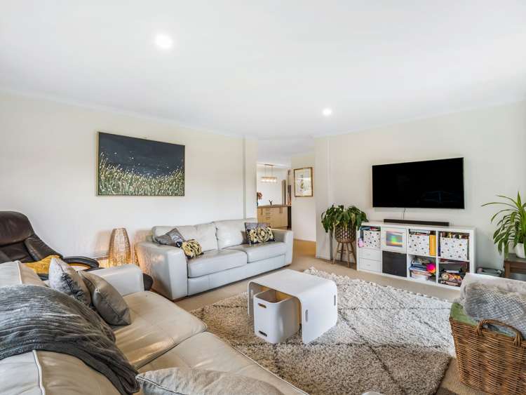 9 Riverside Way Amberley_14