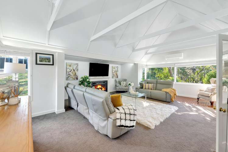 281 Point View Drive East Tamaki Heights_4