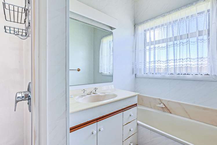 402 Akina Street Akina_12