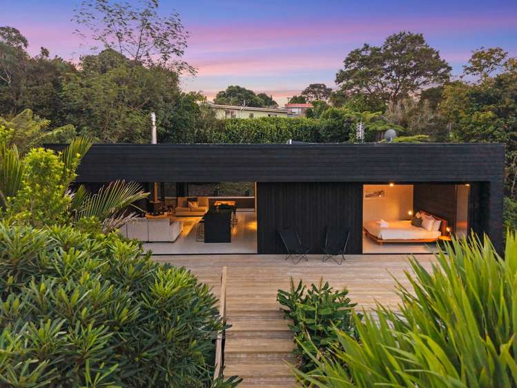 1 Huruhi Road Oneroa_21