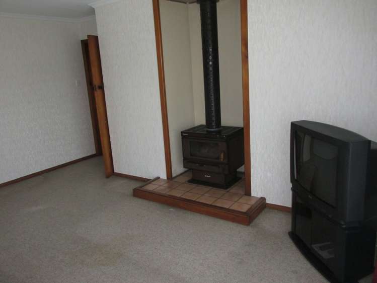 11 Plaskett Street Reefton_20