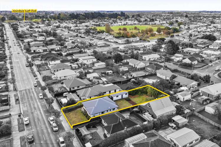 241 Breezes Road Aranui_21