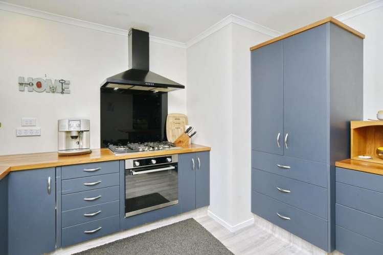 443 Ashley Road Cust_9