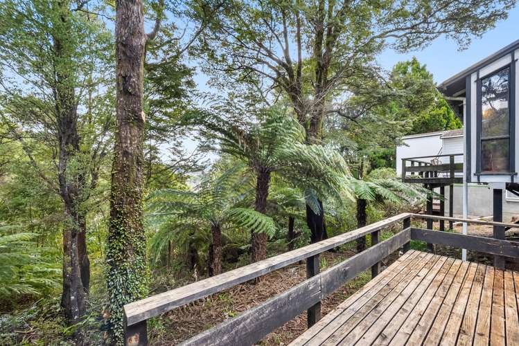 8 Freemans Way Pinehaven_18