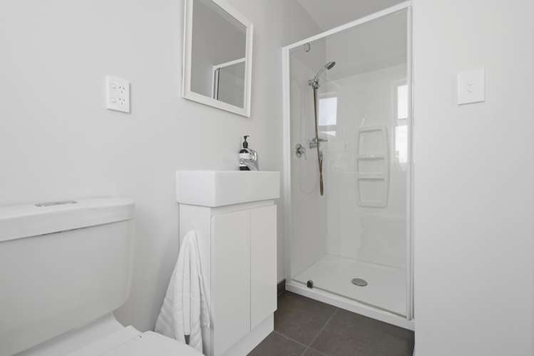 129 West Hoe Heights Orewa_27