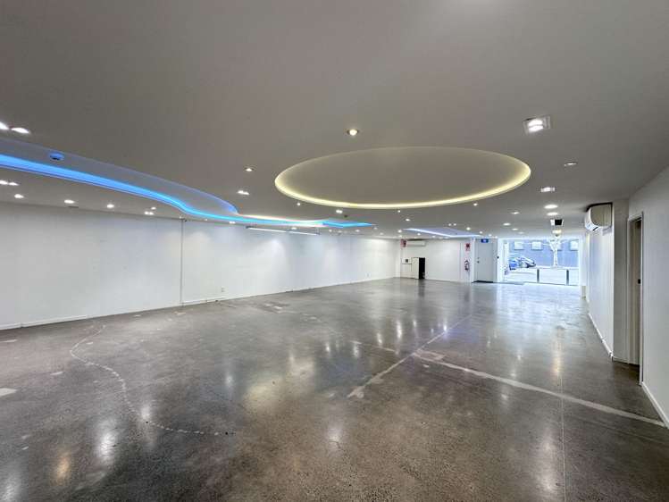 402 Broadway Newmarket_5