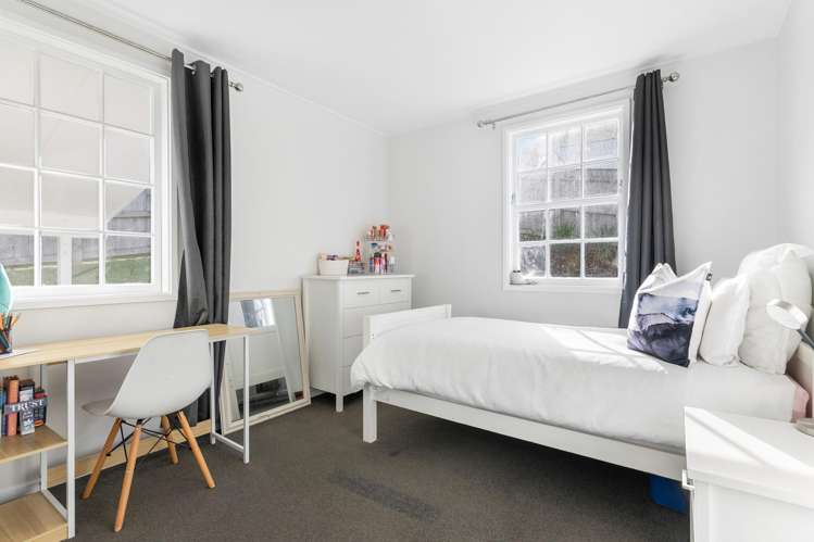 24 Thurleigh Grove Karori_11
