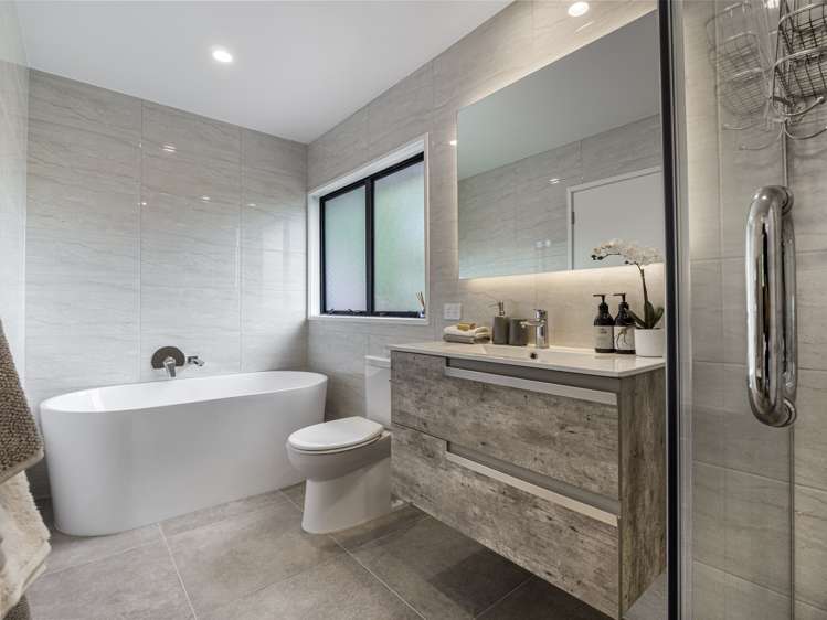 8/82 Bassett Road Remuera_11