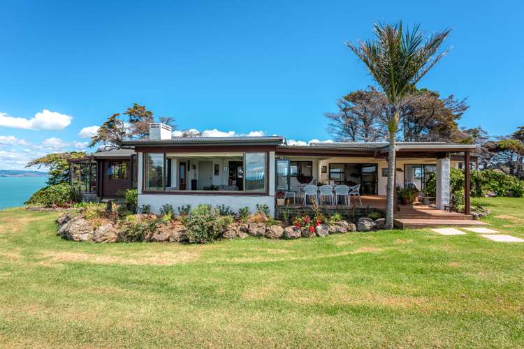 402 Orapiu Road Waiheke Island_9