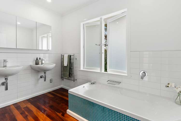 25 Albatross Road Red Beach_9