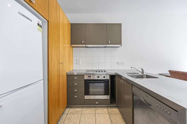 5/39 Pitt Street Auckland Central_9