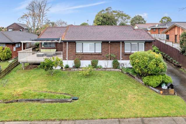 SOLID, SUNNY & SUPERBLY LOCATED