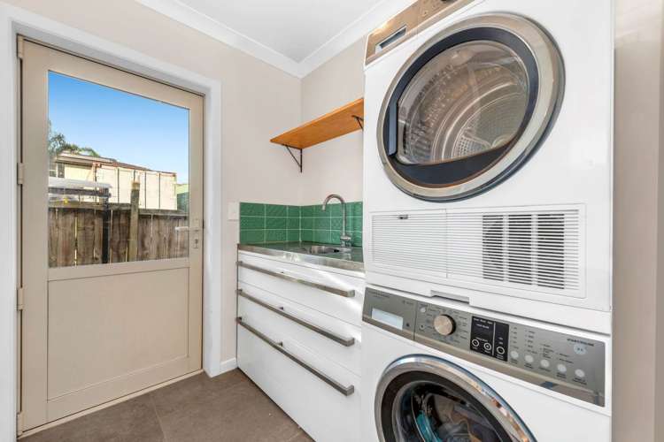 44 Karaka Road Beachlands_21