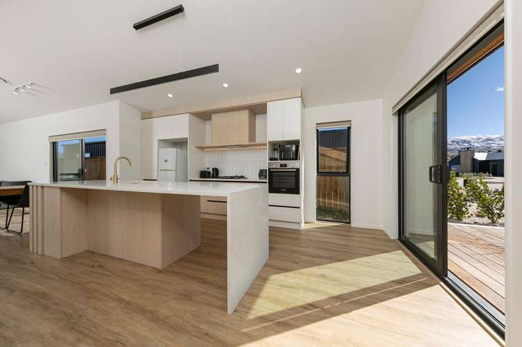 23 Wooing Tree Avenue_4
