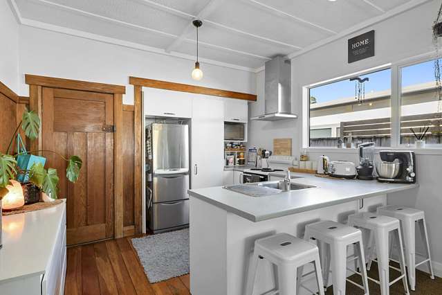 17 Massey Street Westown_1