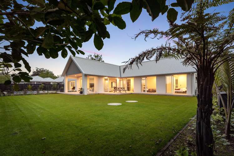 32 Sandpiper Avenue Point Wells_26