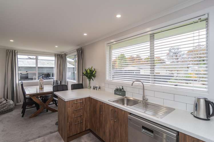 8 Davie Street_2