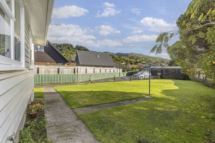 15b Linden Avenue Tawa_6