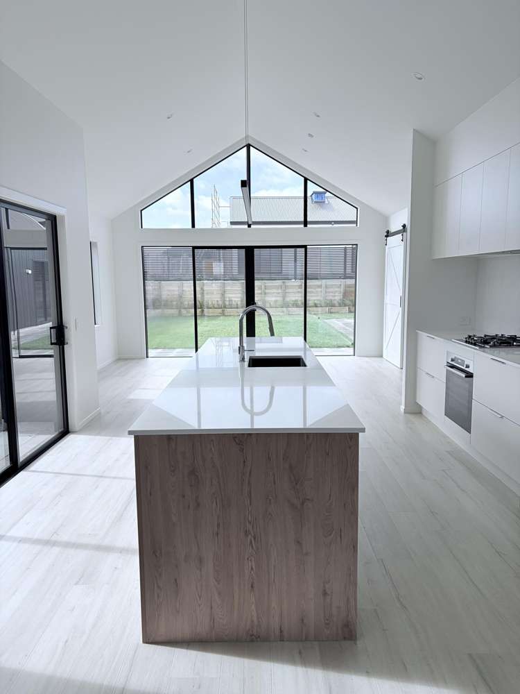 15 Tatahi Street Wharewaka_2