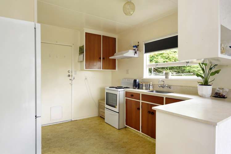 26 Churchill Avenue Richmond_14