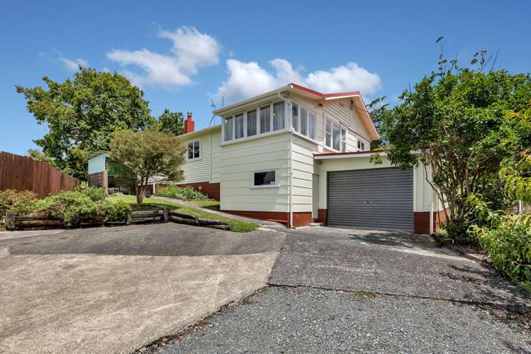 37 Valley View Road Otaika_27