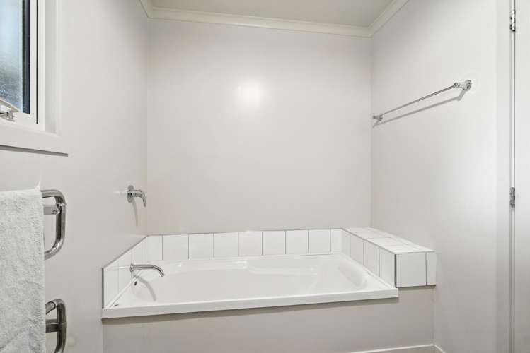 215 Flag Swamp Road Waikouaiti_24